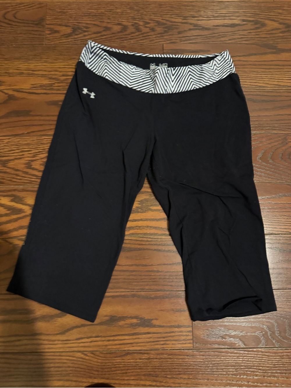Under Armour Black Cropped Workout Capris with Zebra-Print Waistband